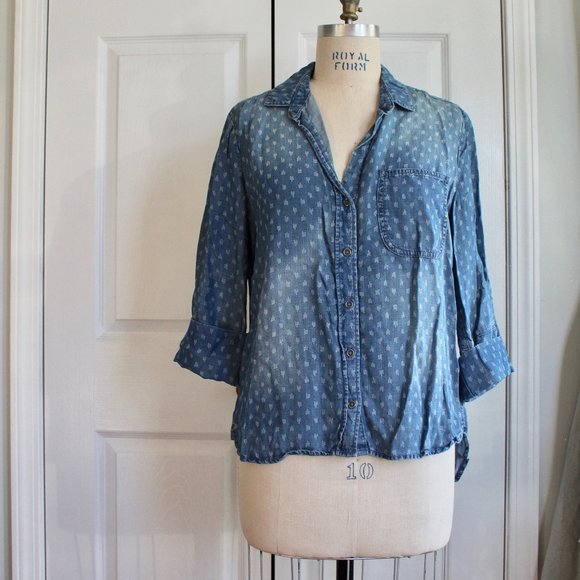 Anthropologie Cloth & Stone Chambray Button Down Print Shirt Size M Denim - Picture 2 of 11